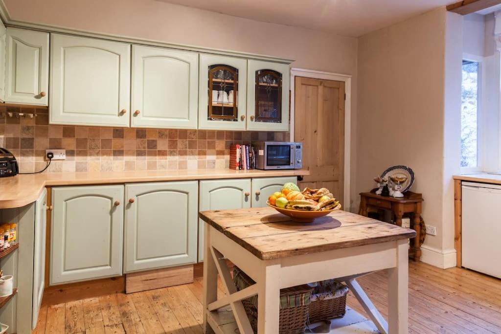 Number 29, A Grade Two Listed House In Masham Villa Bagian luar foto