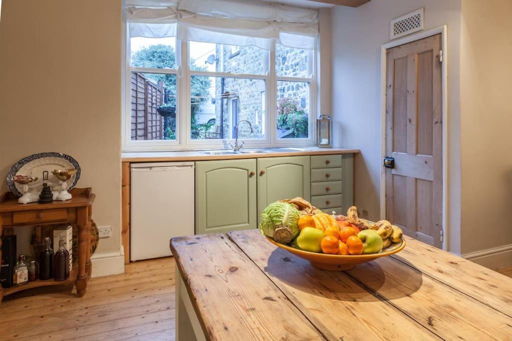 Number 29, A Grade Two Listed House In Masham Villa Bagian luar foto